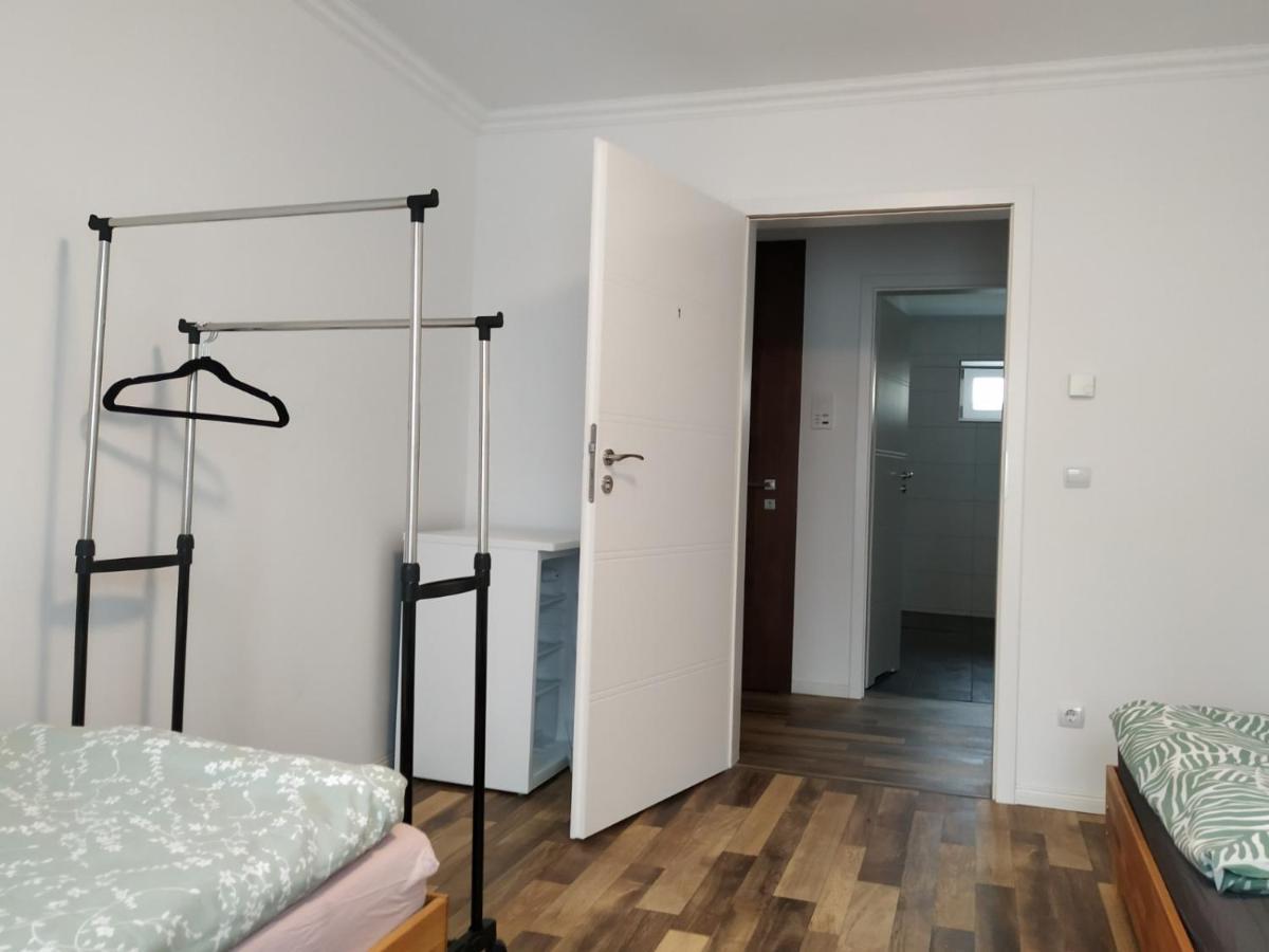 Апартаменты Mehrfamilien Haus Шкойдиц Экстерьер фото